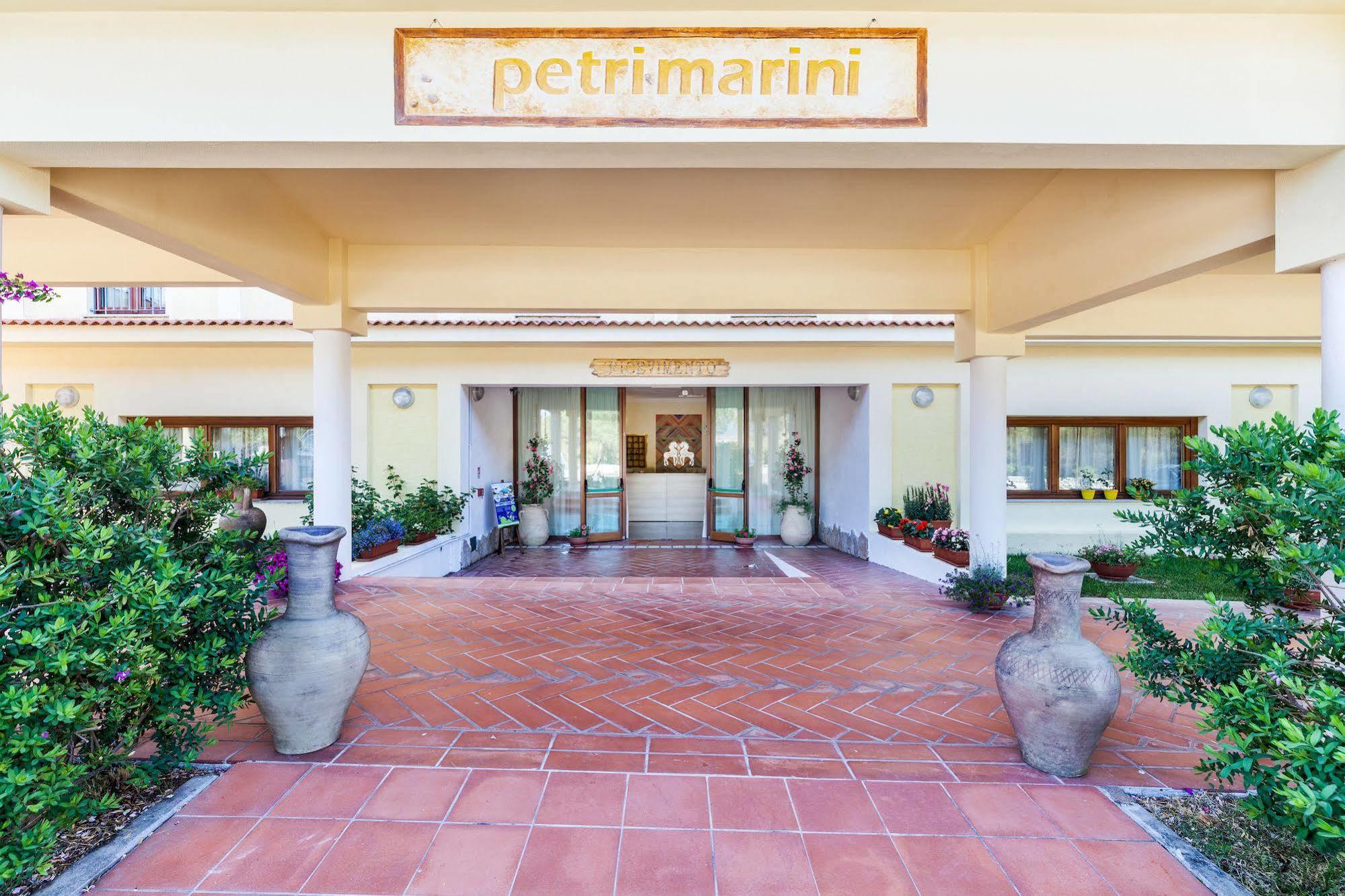 Hotel Petri Marini Aglientu Kültér fotó
